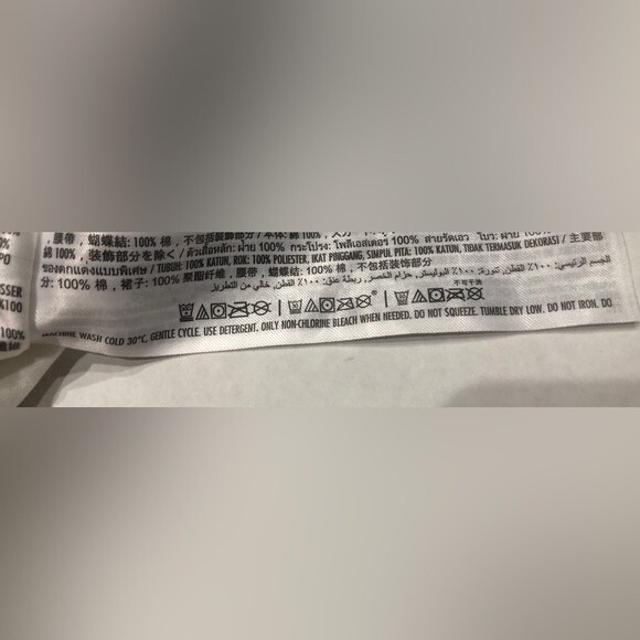 Disney Baby Sz 9-12 Mickey Mouse Holiday White Snowflake Bodysuit Tutu Skirt Bow - Picture 11 of 11